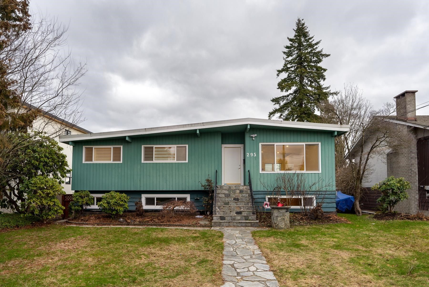 I have sold a property at 295 LEROY ST in Coquitlam
