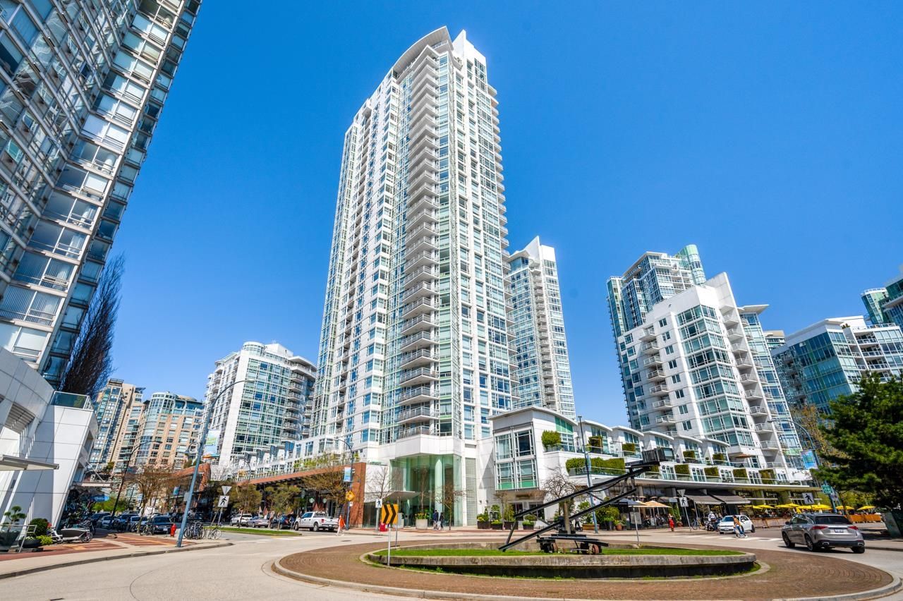 I have sold a property at 1203 1199 MARINASIDE CRES in Vancouver

